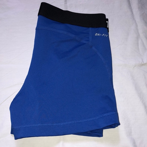 Nike Pro Spandex - Picture 3 of 3